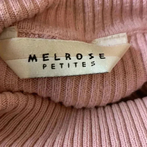 Melrose  petites dusty rose, acrylic/cotton turtleneck - Picture 4 of 6